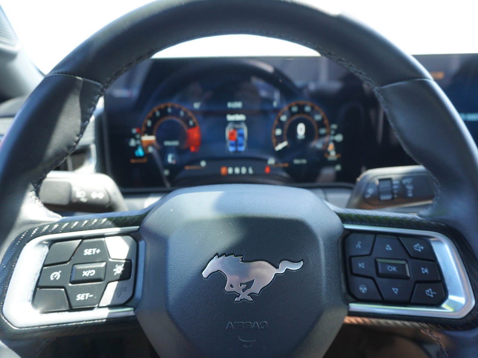 Used 2025 Ford Mustang Premium RWD image 17