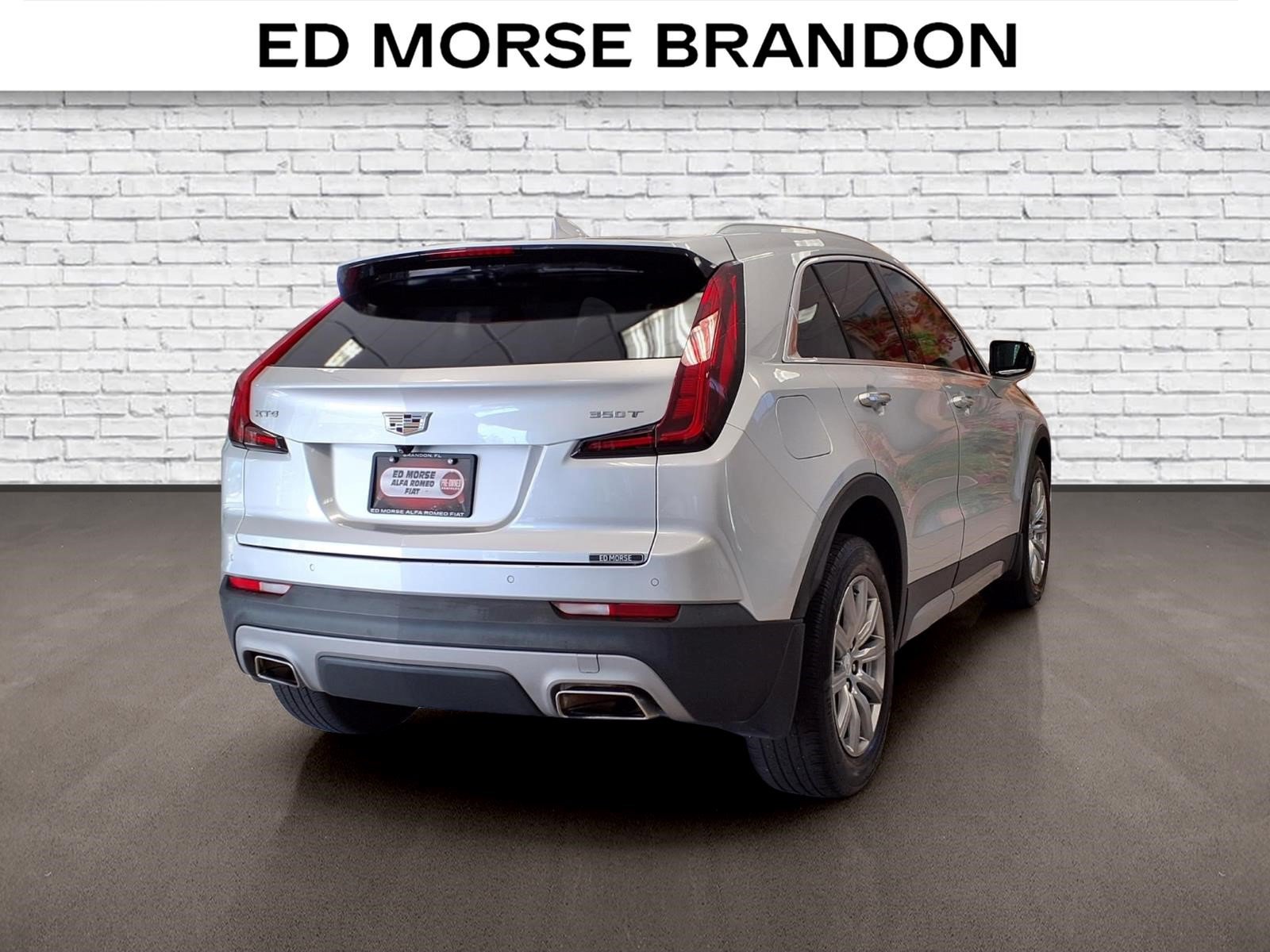 Used 2021 Cadillac XT4 Premium Luxury FWD image 5