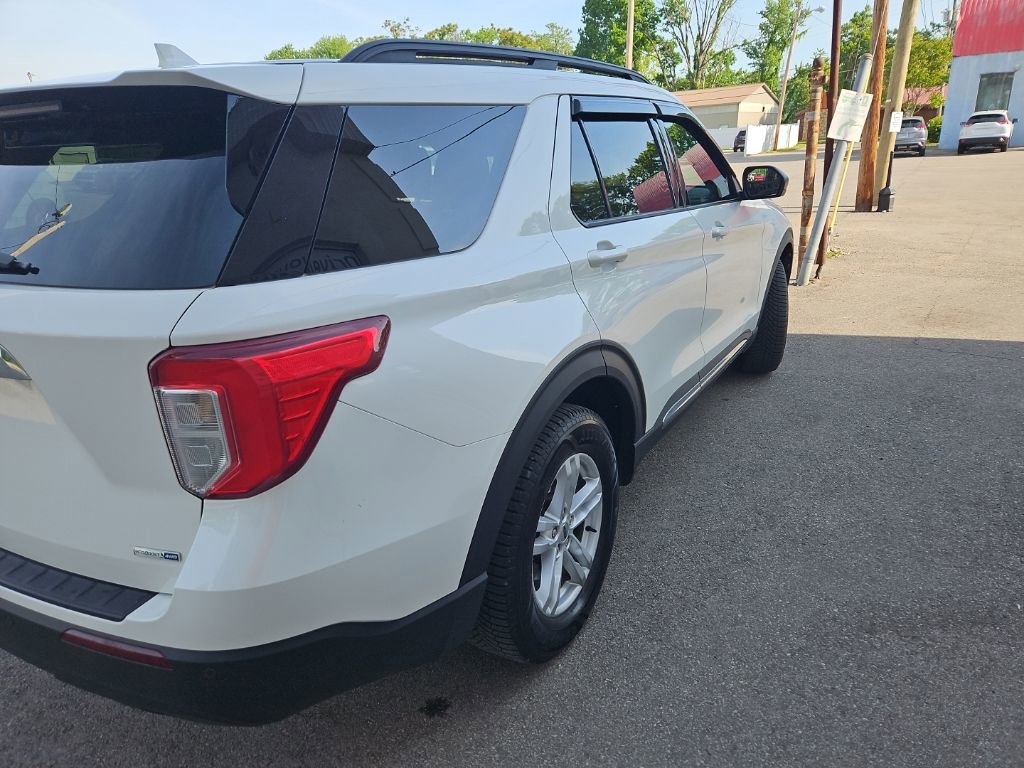Used 2020 Ford Explorer XLT AWD/4WD image 4