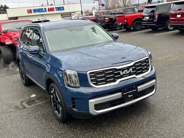 Certified 2023 Kia Telluride S image 5