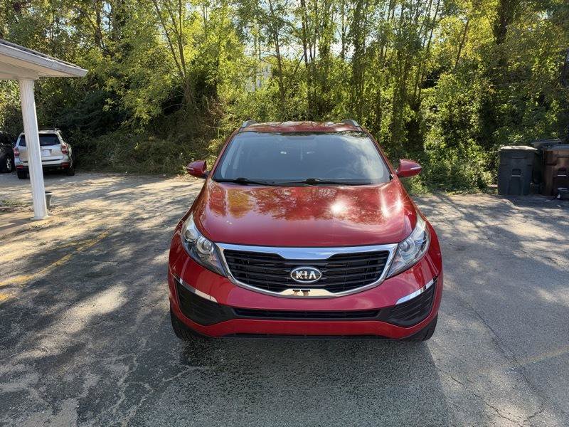Used 2012 Kia Sportage LX w/ Convenience Pkg AWD/4WD image 2