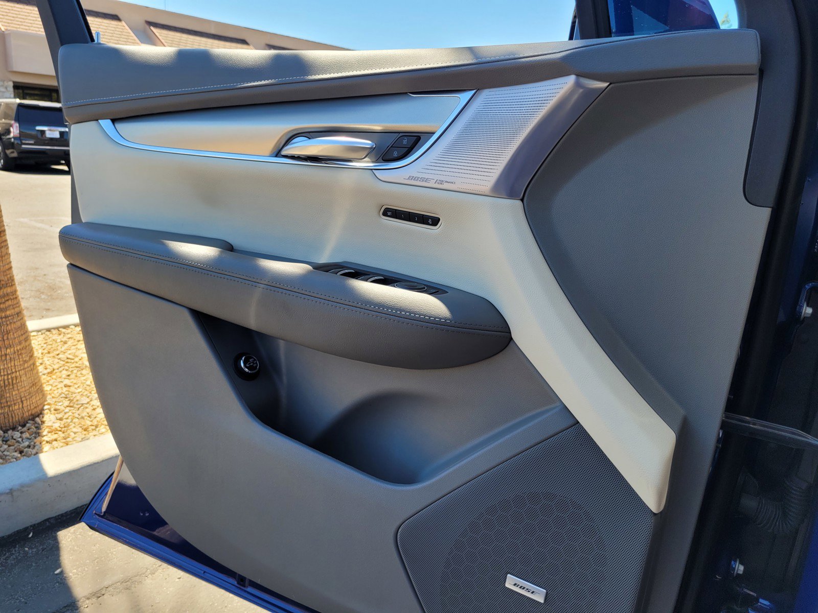 Certified 2023 Cadillac XT5 Premium Luxury w/ Technology Package image 24