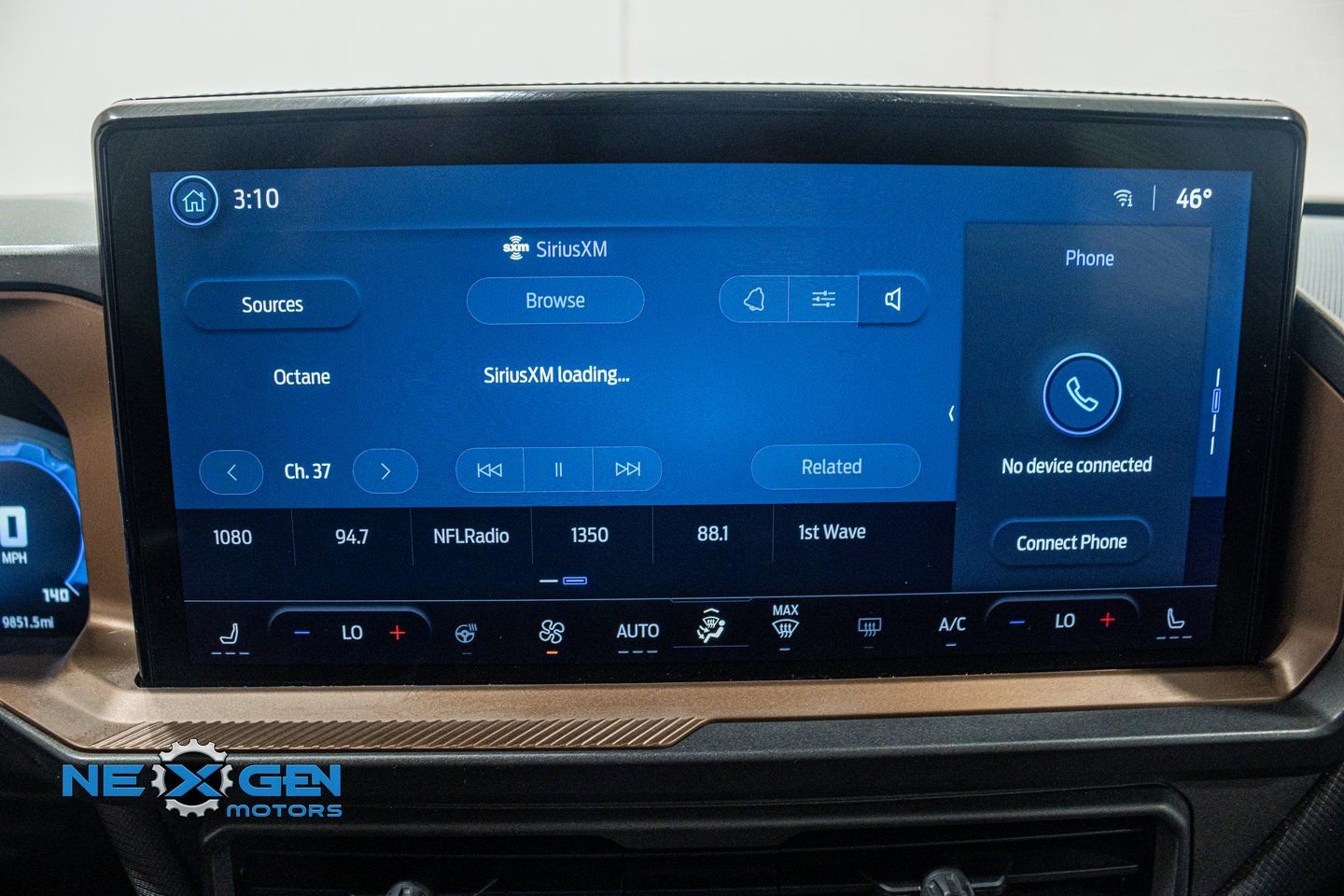 Used 2025 Ford Bronco Sport Outer Banks w/ Outer Banks Tech Package+ image 16