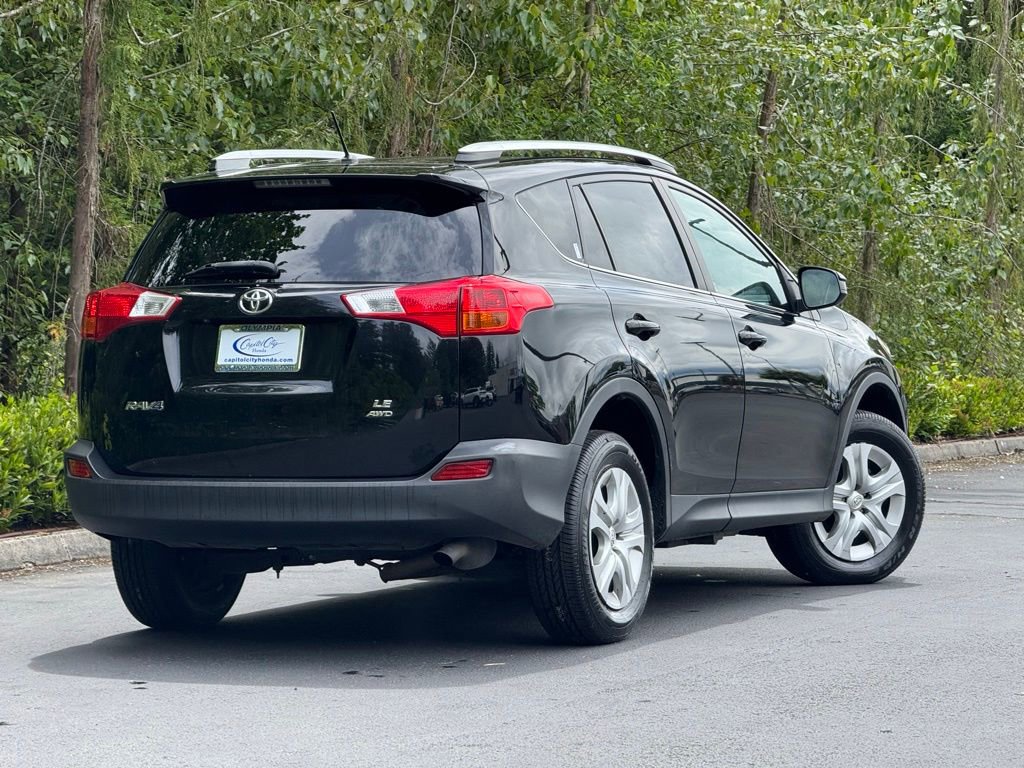Used 2014 Toyota RAV4 LE AWD/4WD image 23