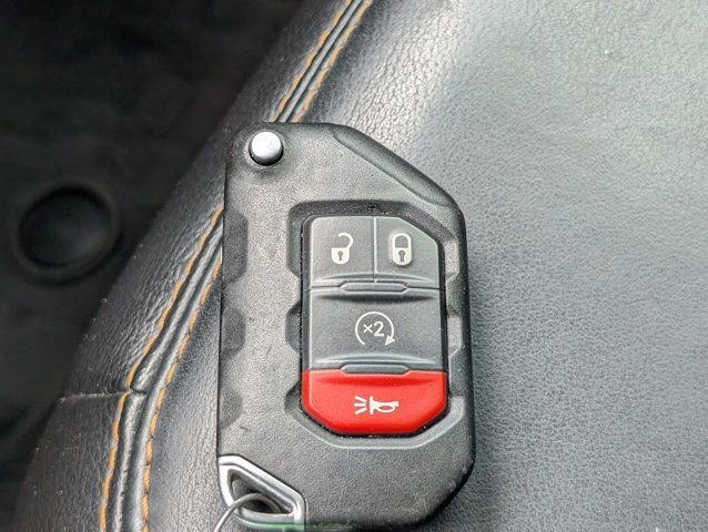 Used 2021 Jeep Gladiator Overland AWD/4WD image 28