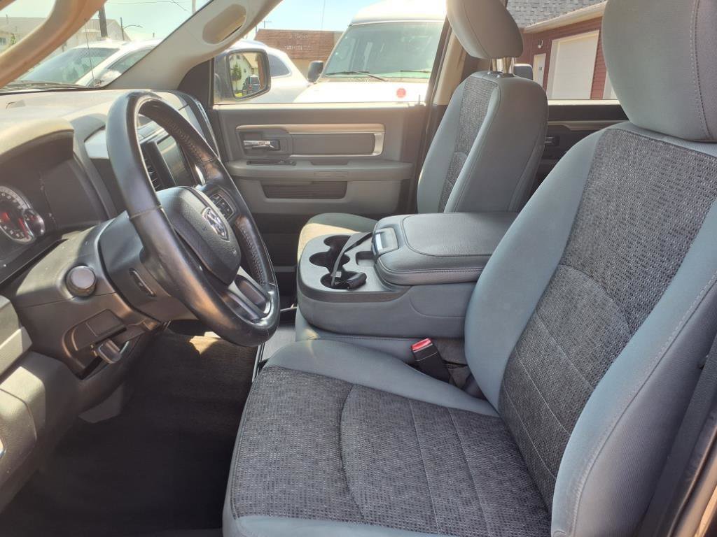 Used 2016 RAM 1500 Big Horn image 2