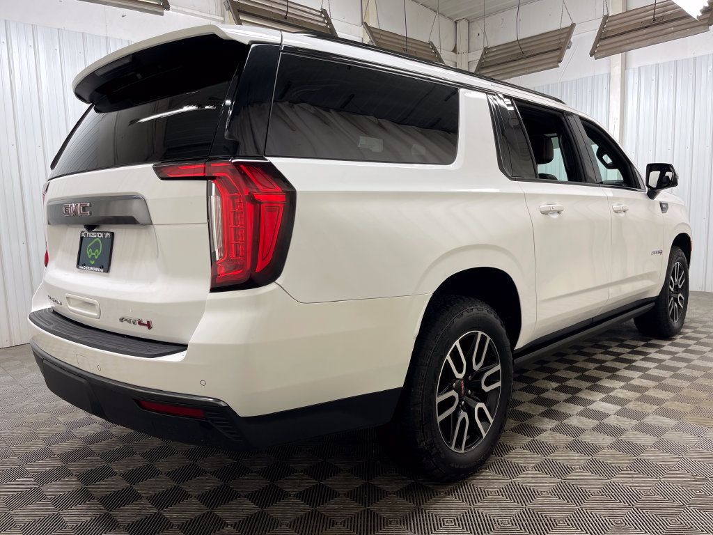 Used 2023 GMC Yukon XL AT4 w/ AT4 Premium Package AWD/4WD image 21