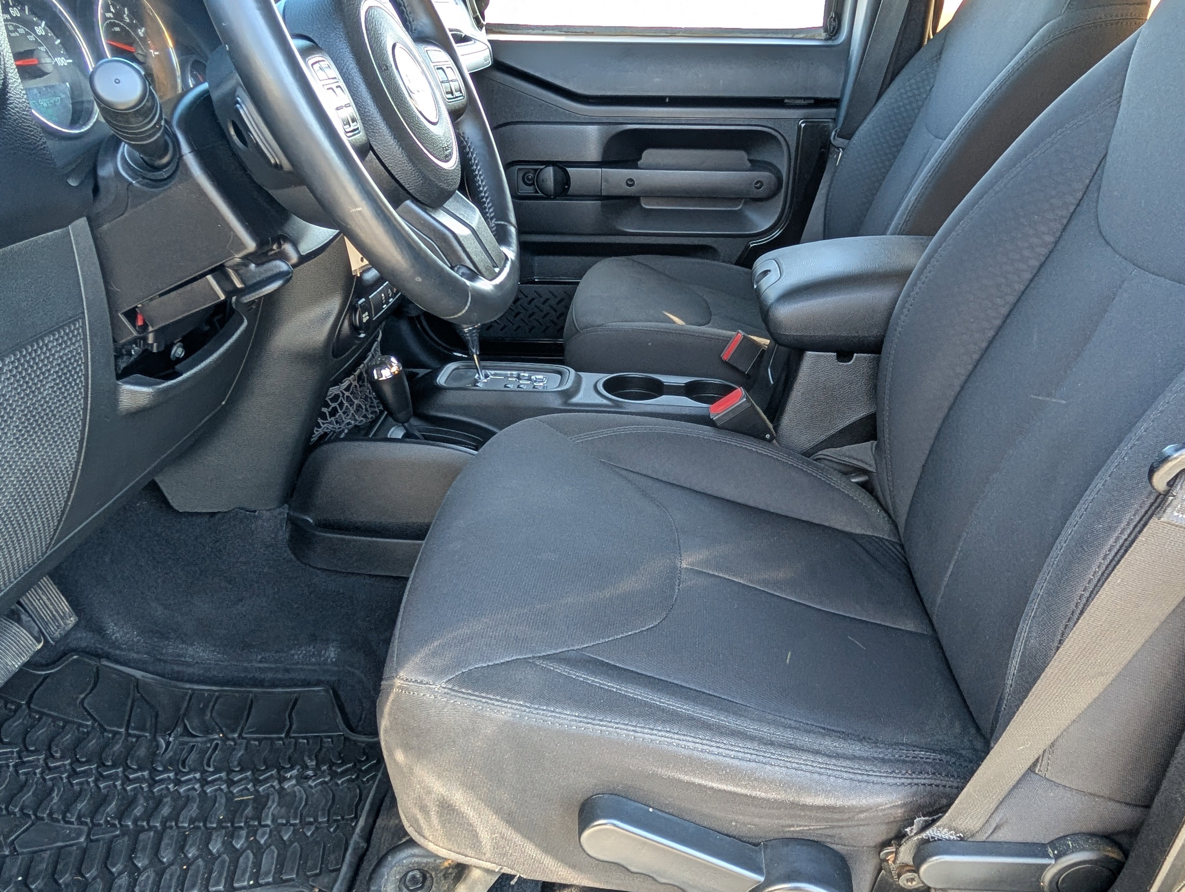 Used 2014 Jeep Wrangler Unlimited Sport image 13