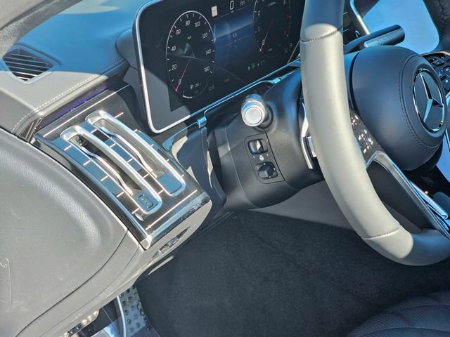 New 2026 Mercedes-Benz S 580 4MATIC Sedan image 16