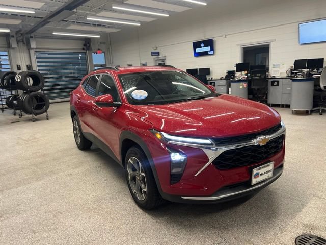 New 2026 Chevrolet Trax LT w/ Driver Confidence Package FWD image 3