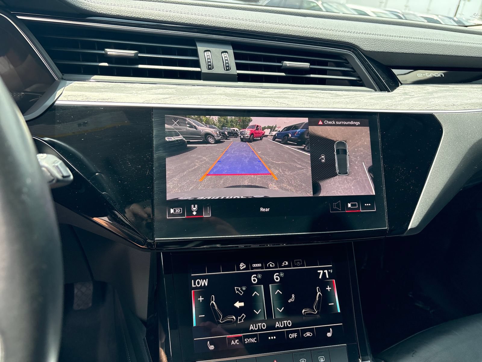 Used 2021 Audi e-tron Premium w/ Convenience Plus Package AWD/4WD image 19
