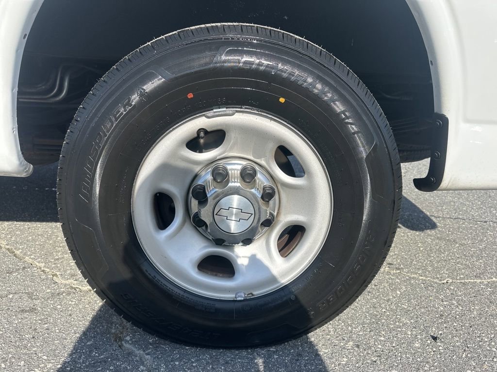 Used 2020 Chevrolet Express 3500 LT w/ LT Preferred Equipment Group image 25