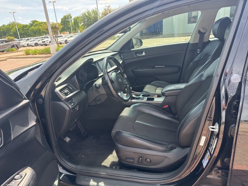 Used 2019 Kia Optima S image 7