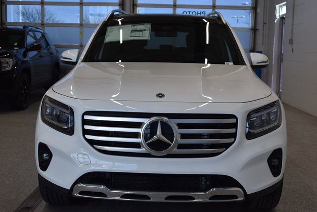 New 2026 Mercedes-Benz GLB 250 4MATIC image 3