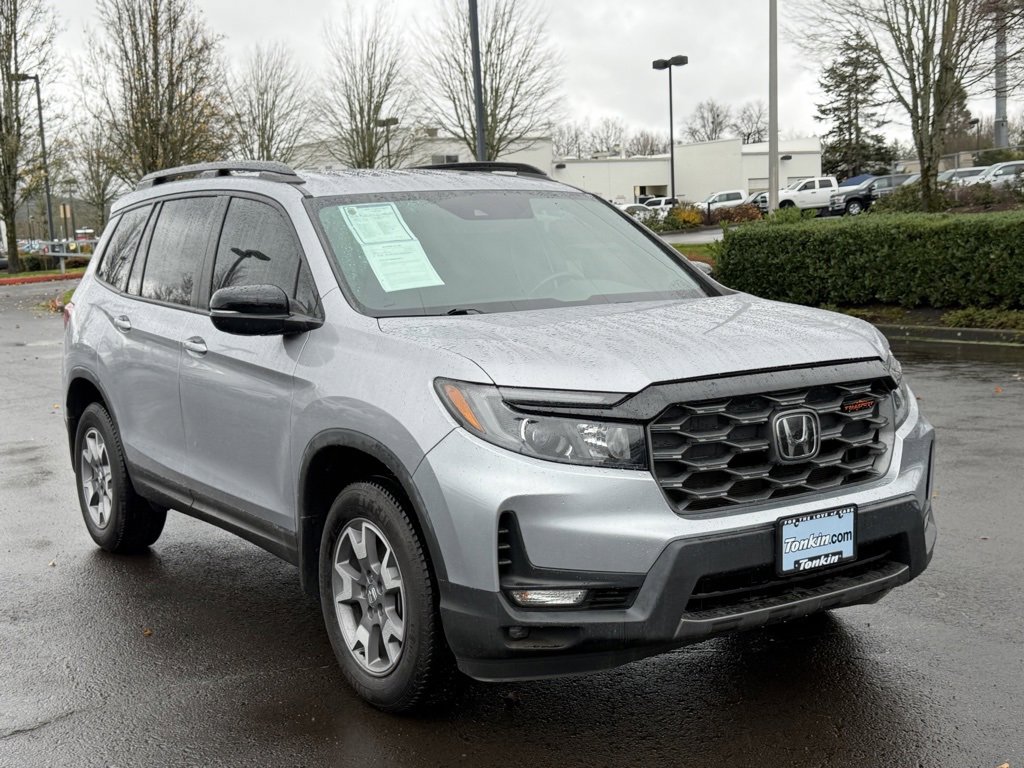 Certified 2022 Honda Passport TrailSport image 2