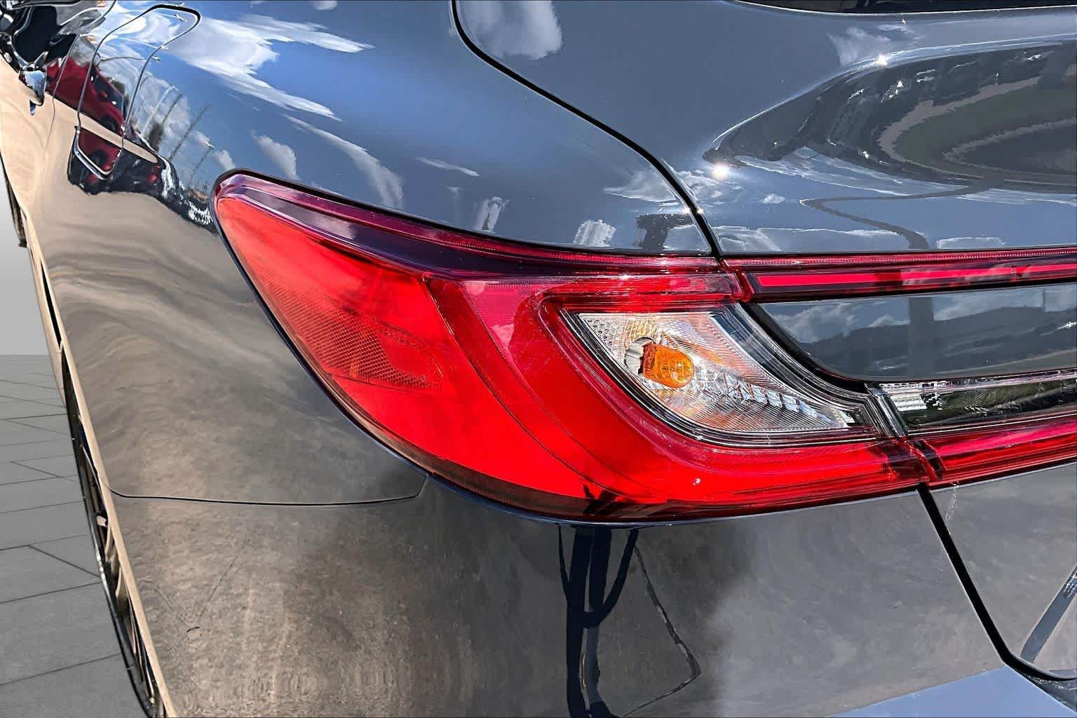 Used 2026 Toyota Camry SE FWD image 29