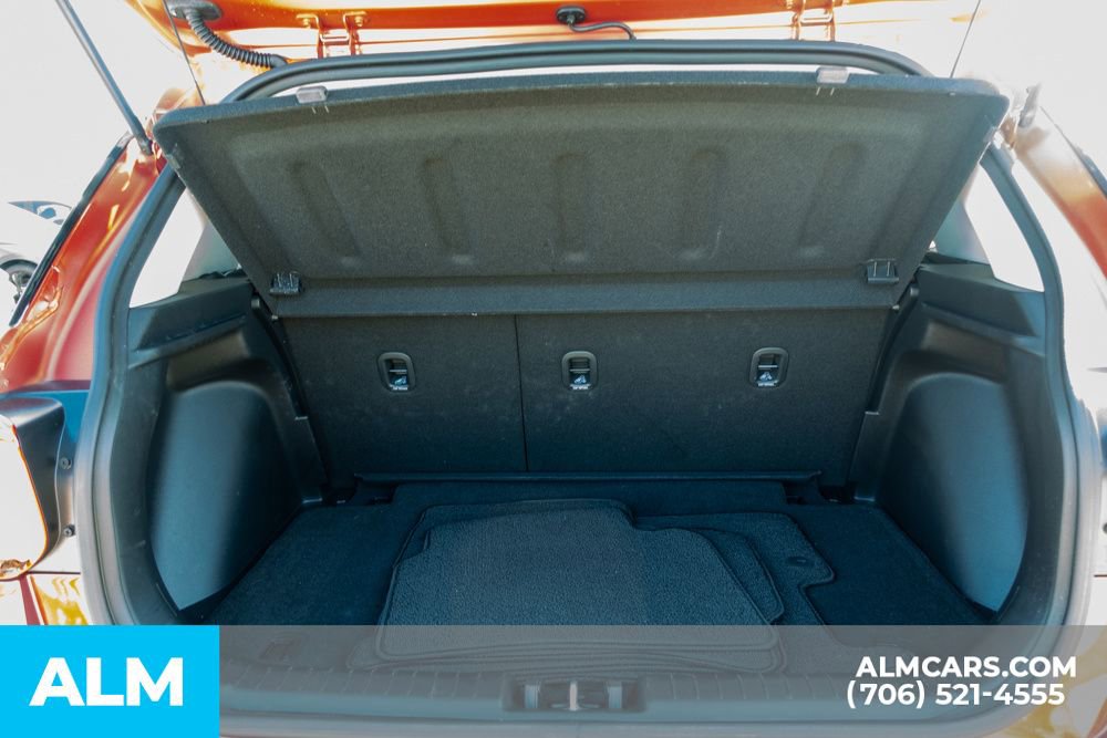 Used 2024 Hyundai Venue Limited FWD image 20