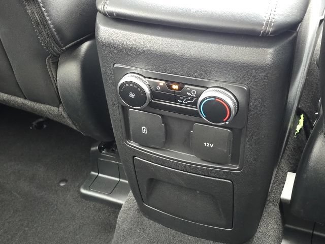 Used 2023 Ford Explorer XLT w/ Equipment Group 202A RWD image 19