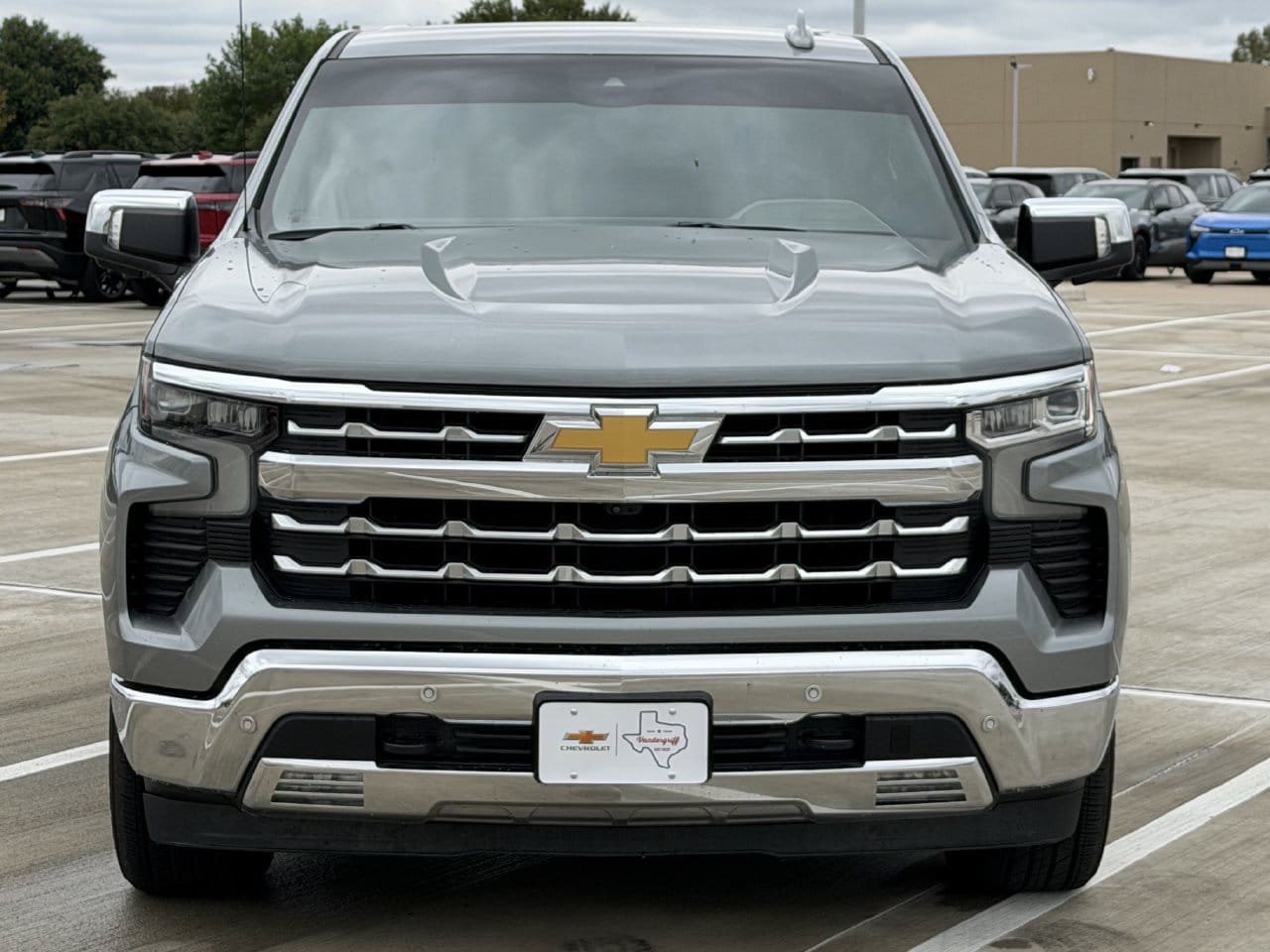 Used 2023 Chevrolet Silverado 1500 LTZ RWD image 6