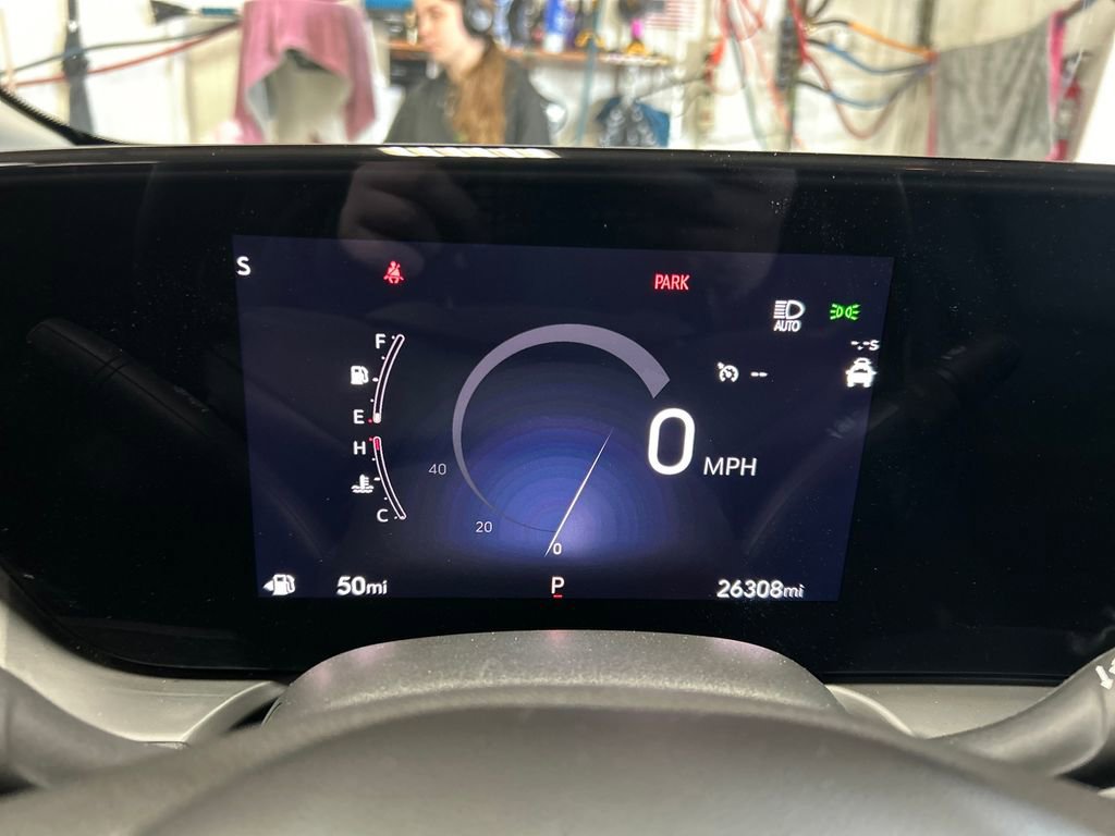 Used 2024 Buick Encore GX Avenir w/ Avenir Convenience Package AWD/4WD image 21