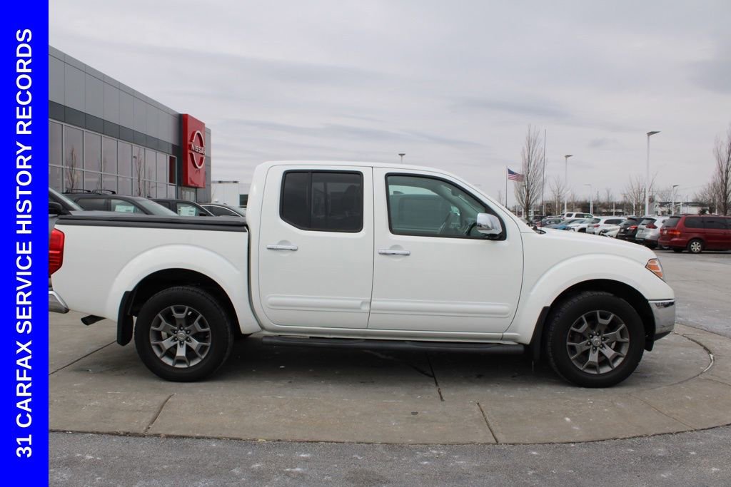 Used 2019 Nissan Frontier SL AWD/4WD image 6