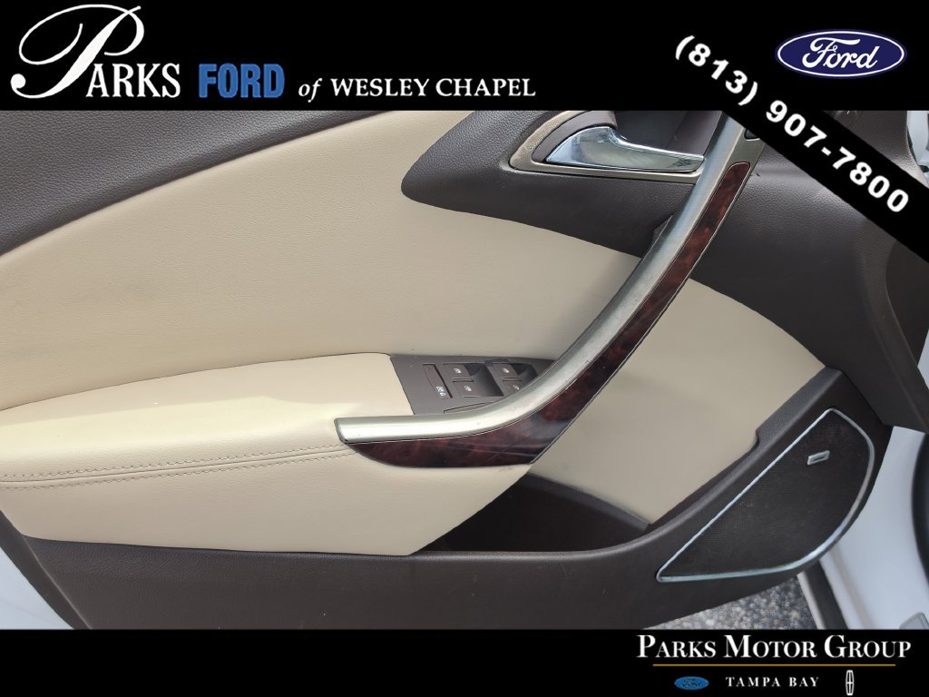 Used 2014 Buick Verano Leather FWD image 16