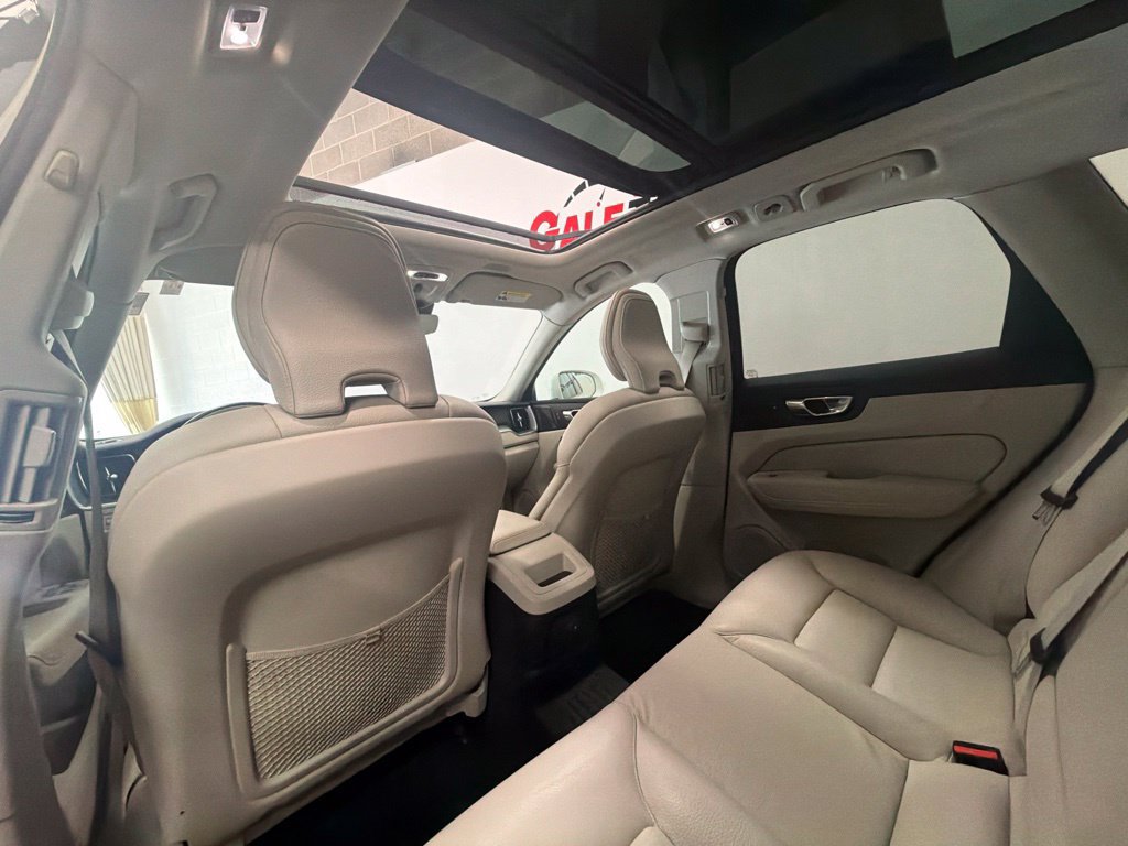 Used 2021 Volvo XC60 T8 Inscription Expression w/ Protection Package Premier AWD/4WD image 15