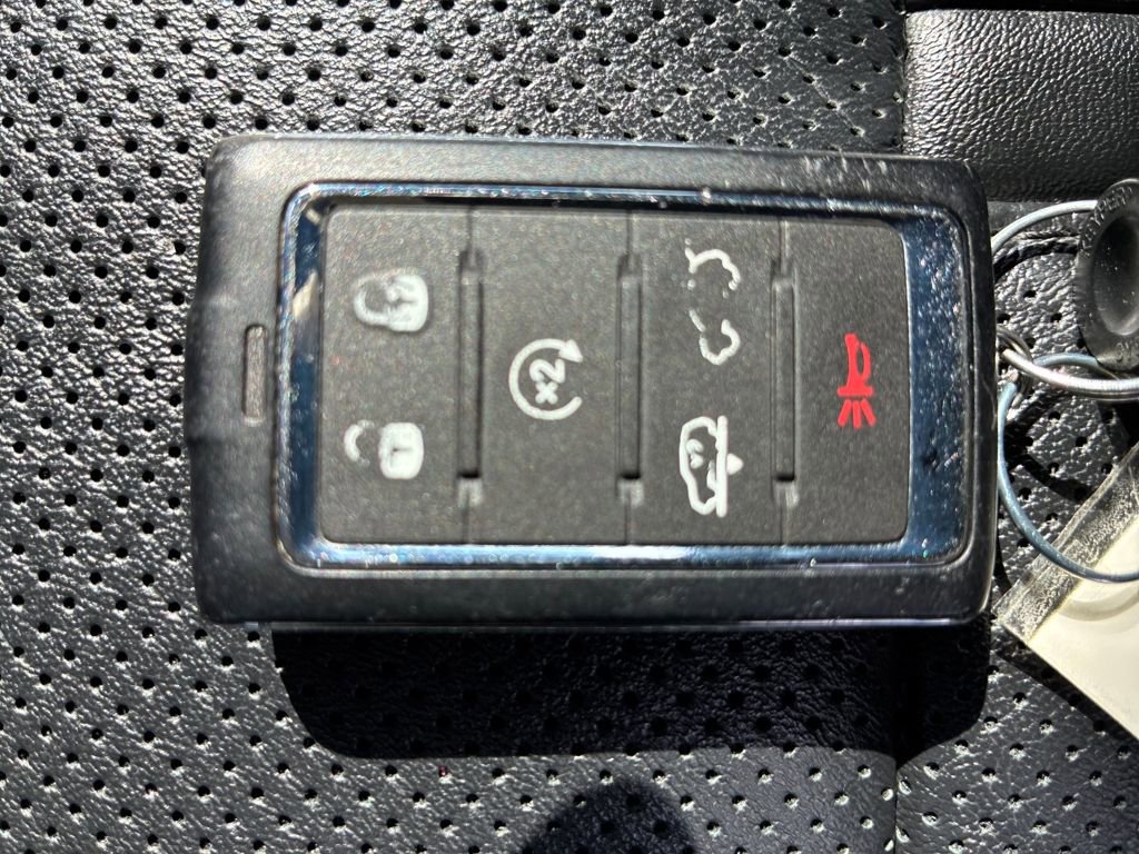 Used 2024 Jeep Wagoneer L Series III w/ Flexible Seating Group image 40