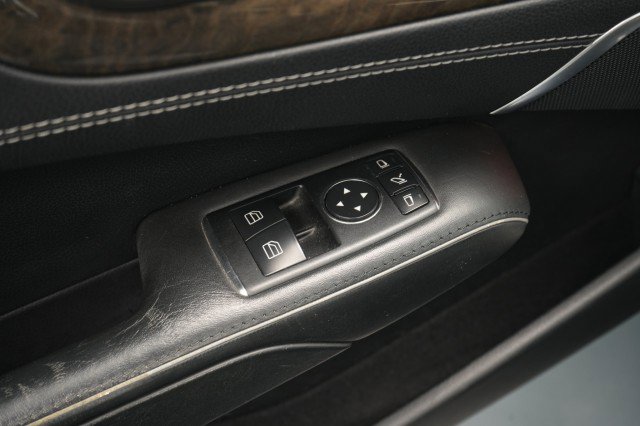 Used 2014 Mercedes-Benz SL 550 image 42