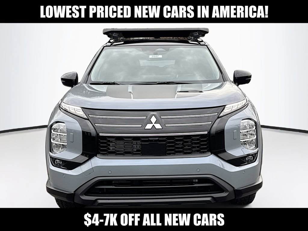 New 2026 Mitsubishi Outlander Trail Edition image 2