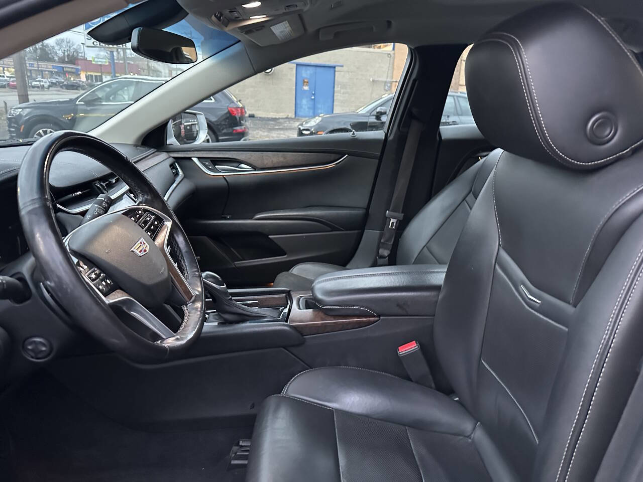 Used 2018 Cadillac XTS Luxury image 4