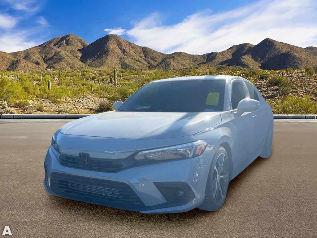 Used 2022 Honda Civic Touring image 2