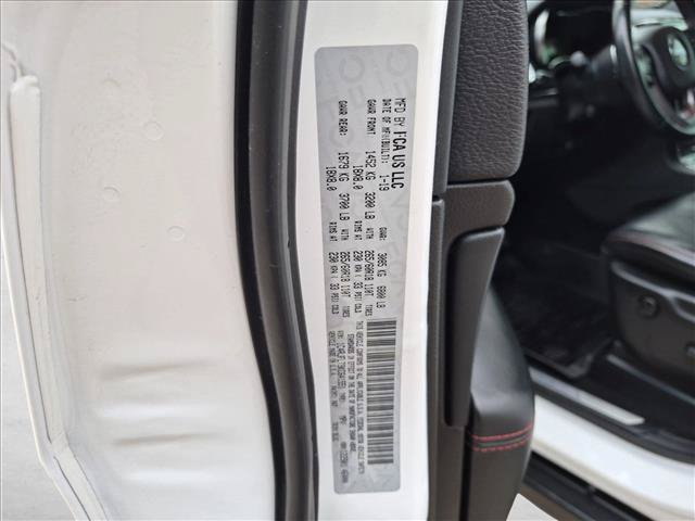 Used 2019 Jeep Grand Cherokee Trailhawk w/ Trailhawk Luxury Group AWD/4WD image 26