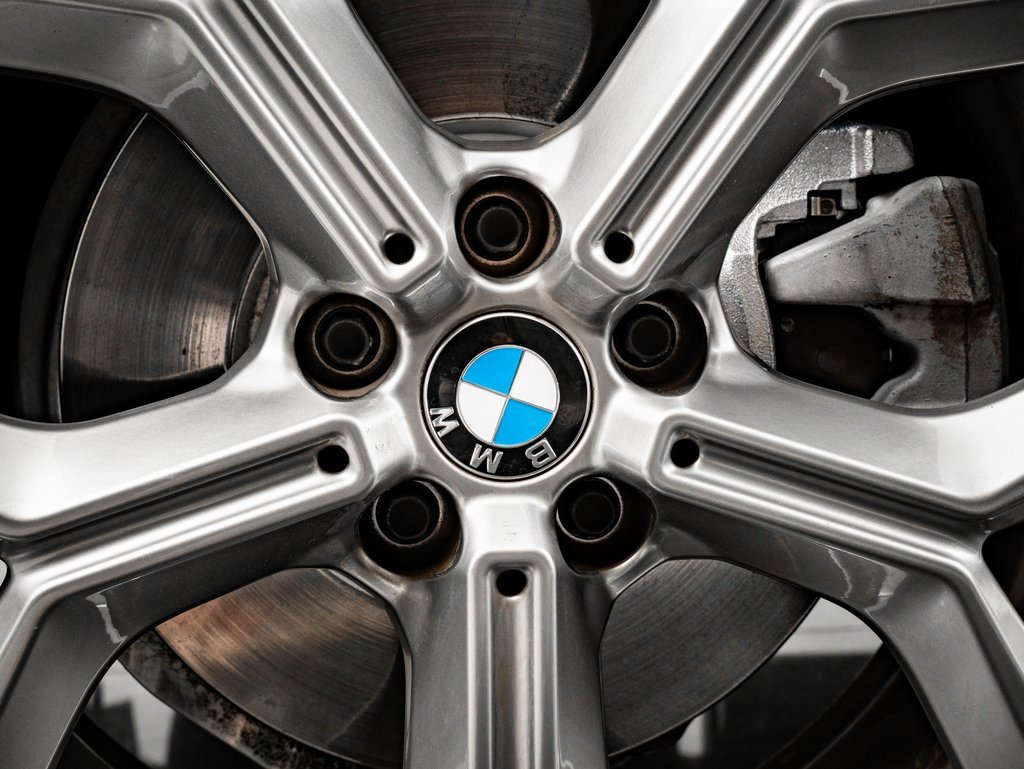 Certified 2024 BMW X3 xDrive30i w/ Convenience Package image 8