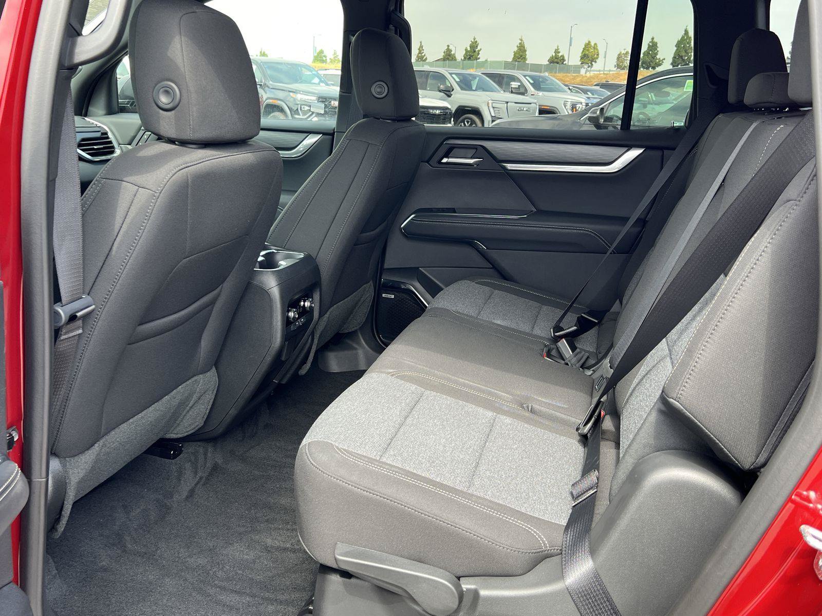 New 2025 GMC Acadia Elevation FWD image 23