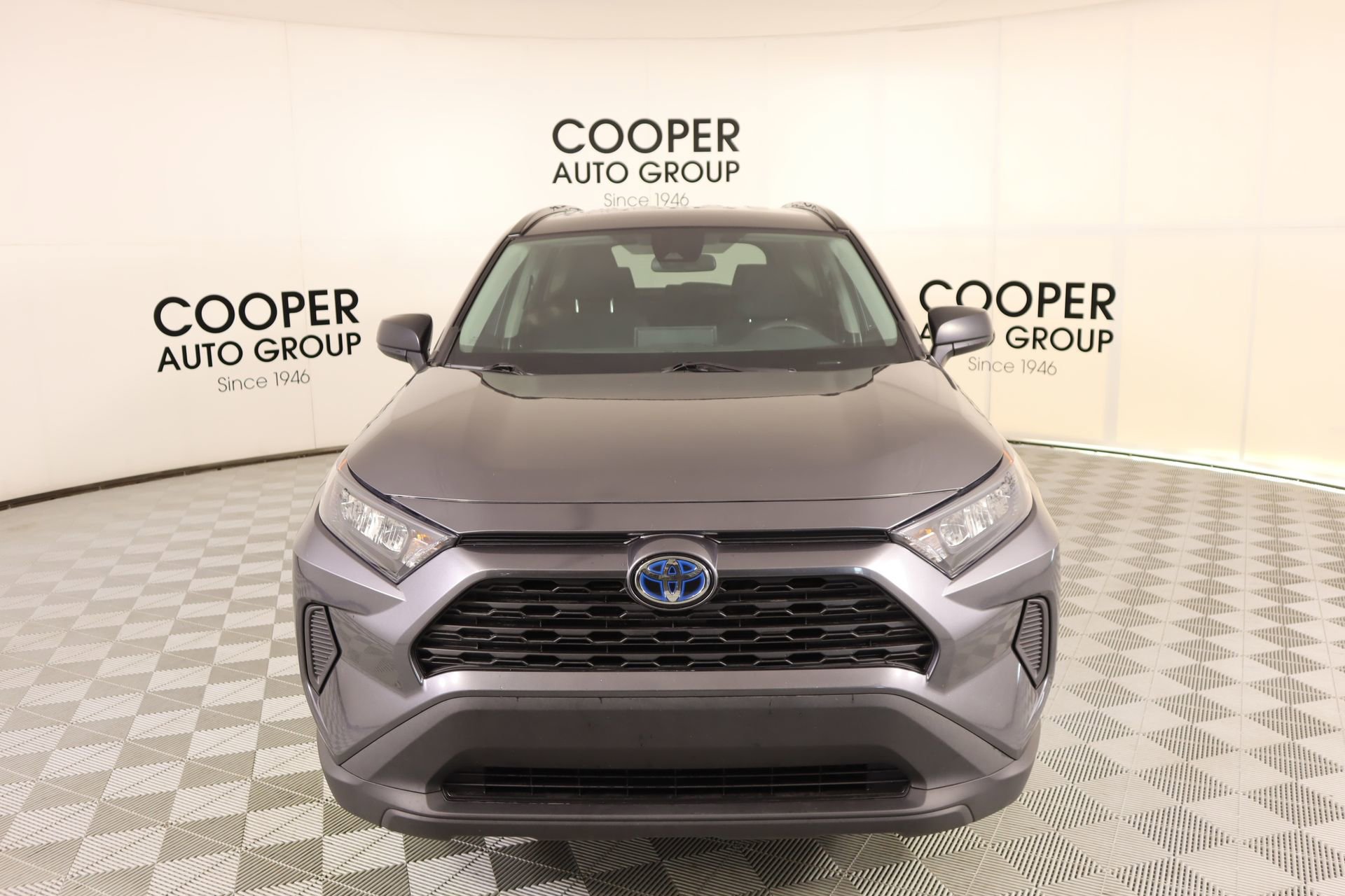 Used 2022 Toyota RAV4 LE image 8