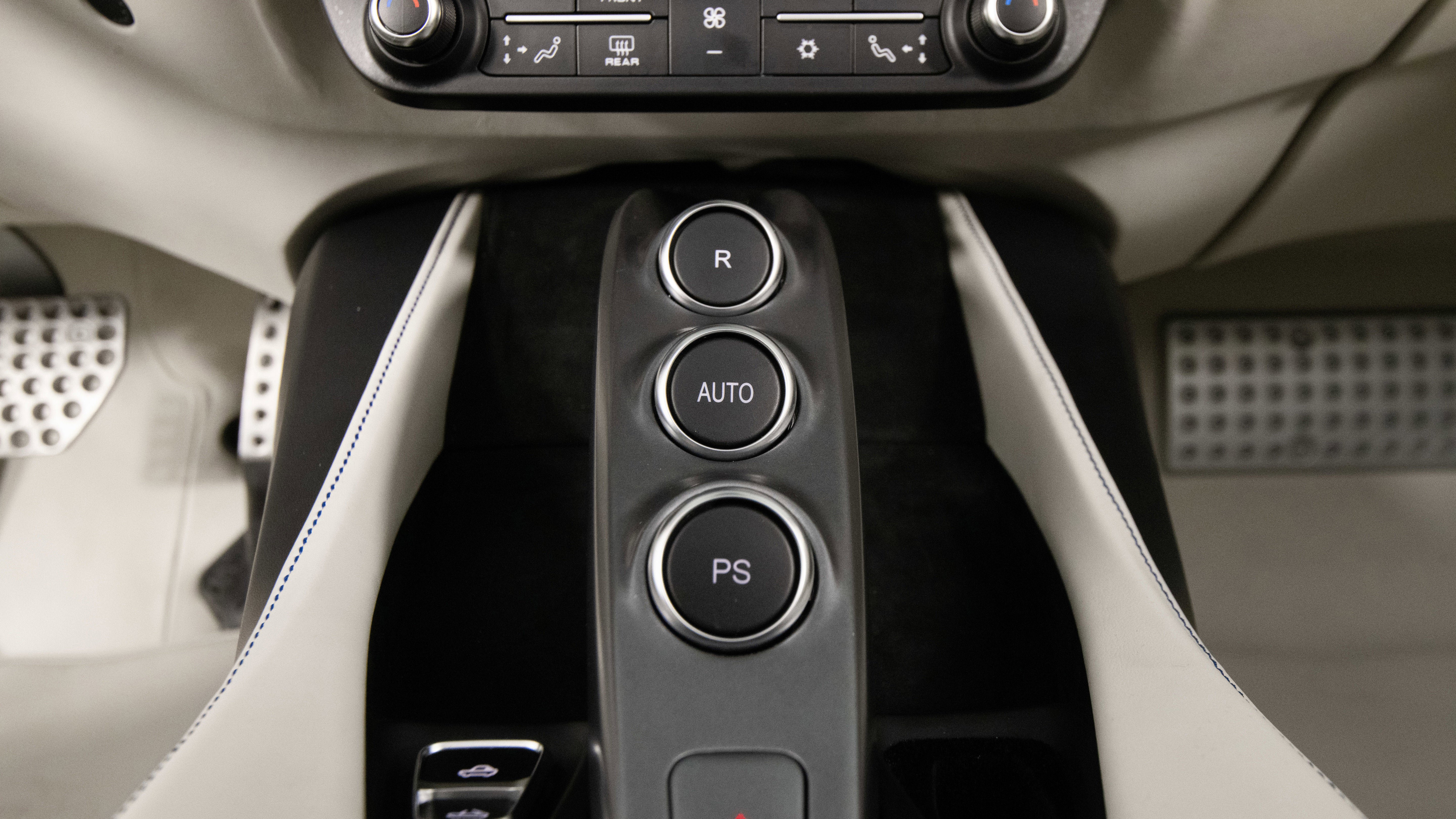 Certified 2023 Ferrari Portofino M RWD image 30