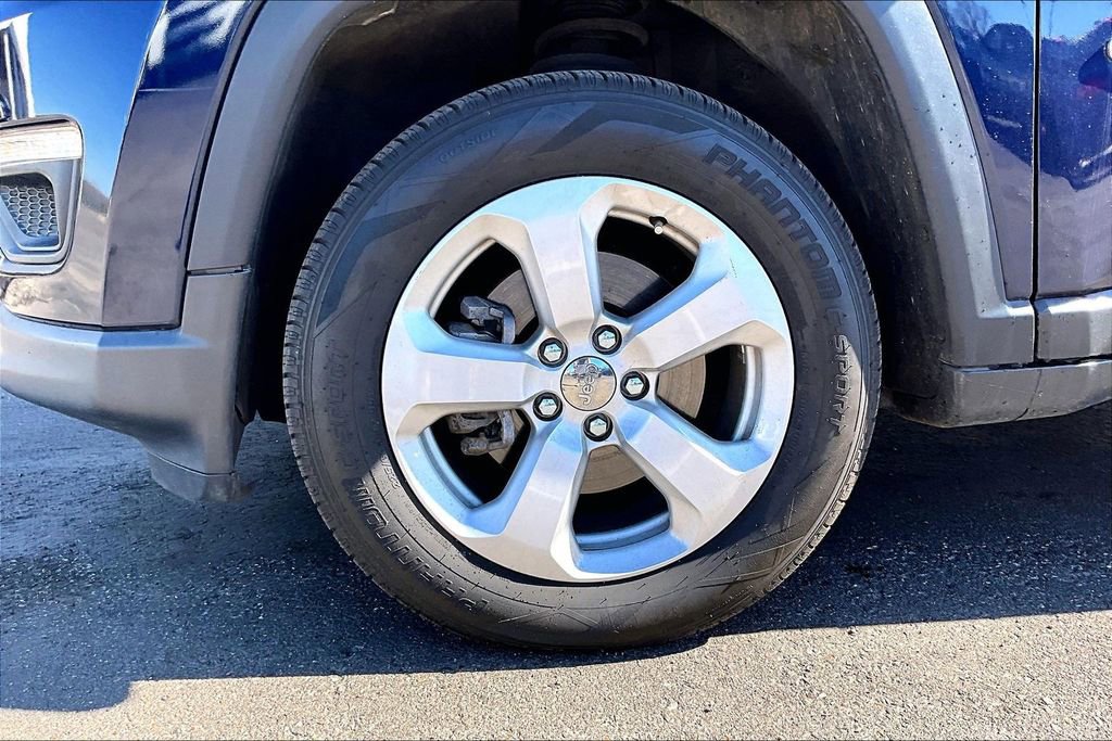 Used 2018 Jeep Compass Latitude w/ Cold Weather Group image 4