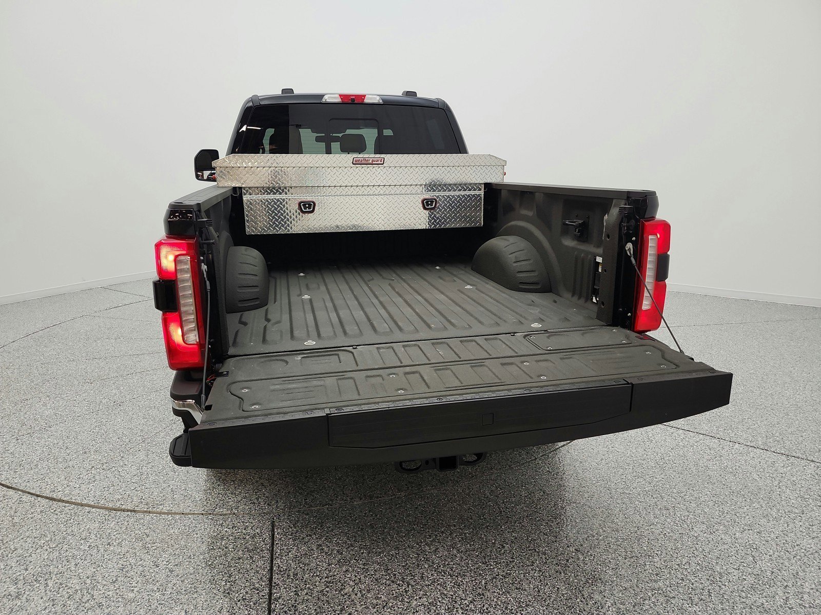 Used 2023 Ford F250 Lariat w/ Lariat Ultimate Package AWD/4WD image 21