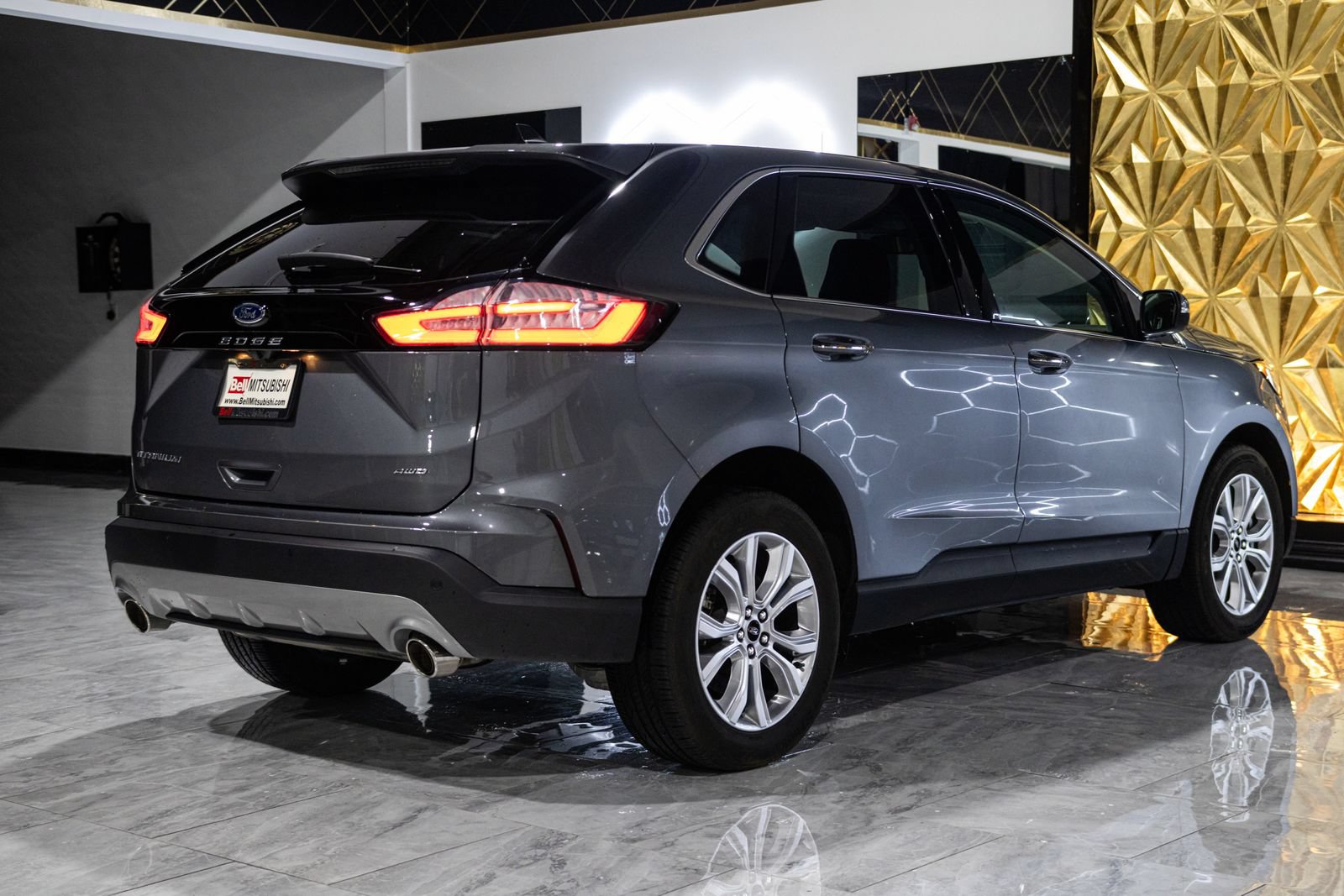 Used 2024 Ford Edge Titanium AWD/4WD image 7