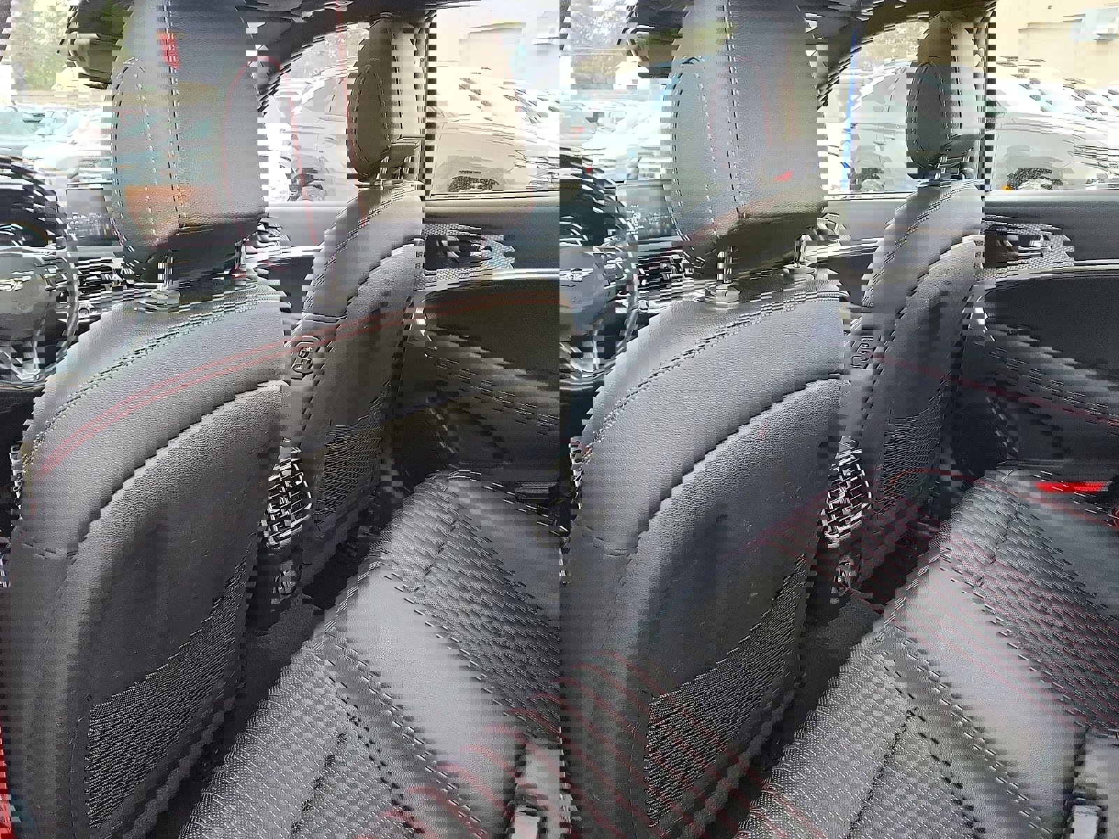 Used 2023 Genesis G70 2.0T w/ Sport Prestige Package image 26