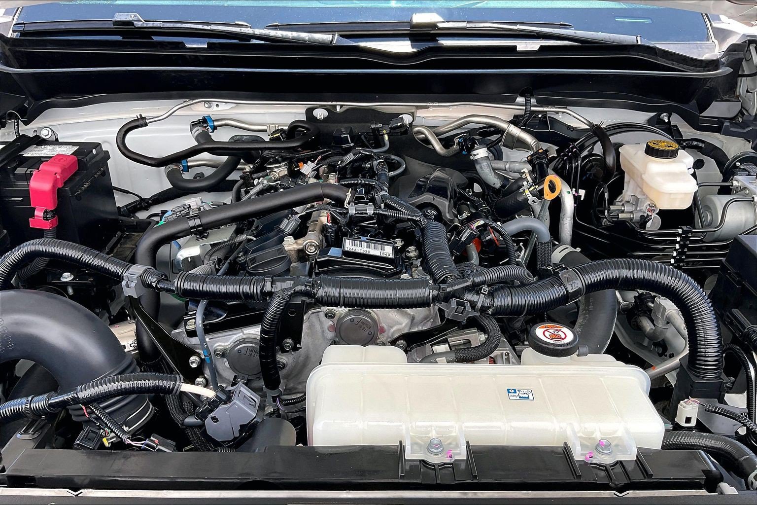 Used 2024 Toyota Tacoma SR5 AWD/4WD image 13