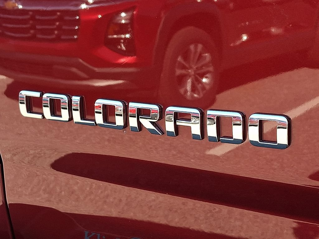 Used 2017 Chevrolet Colorado Z71 AWD/4WD image 32