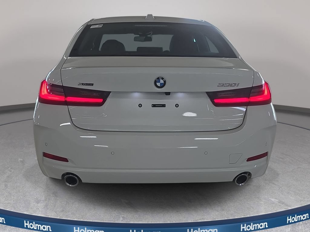 New 2026 BMW 330i xDrive Sedan w/ Premium Package AWD/4WD image 5