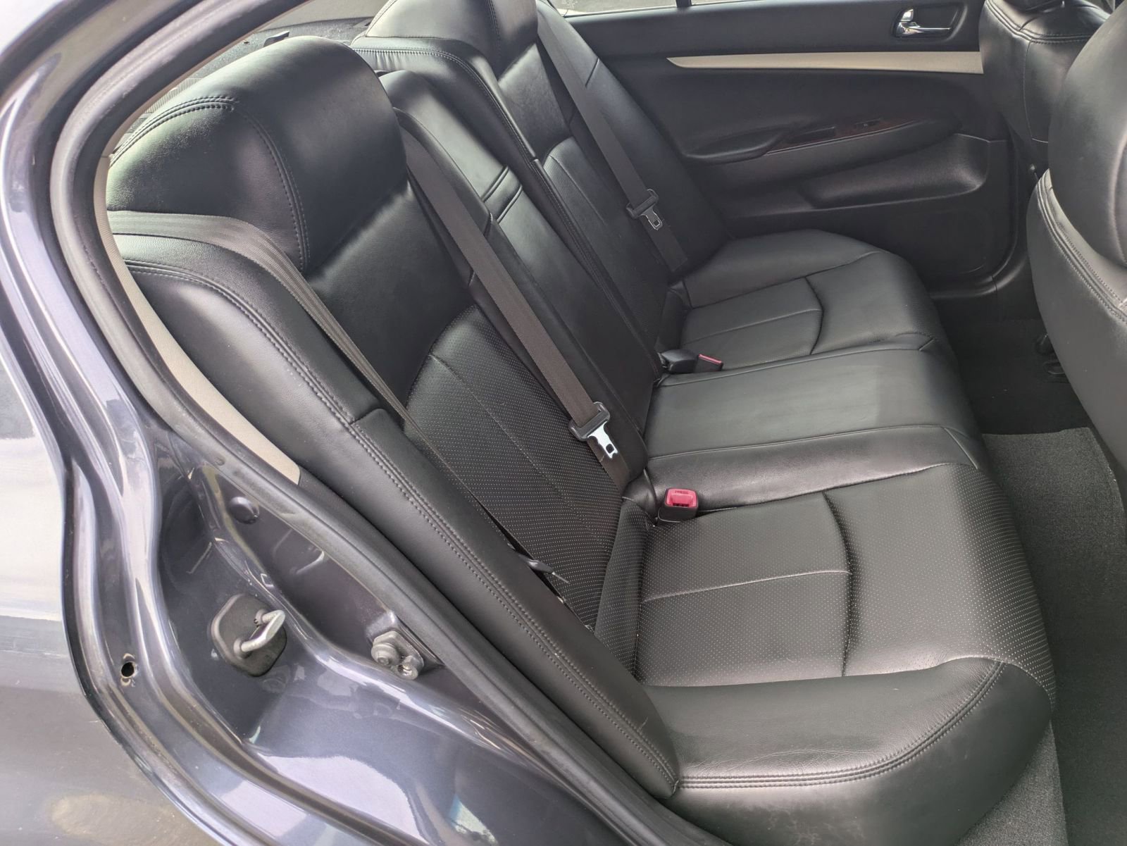 Used 2007 INFINITI G35 x Sedan w/ Premium Pkg image 27