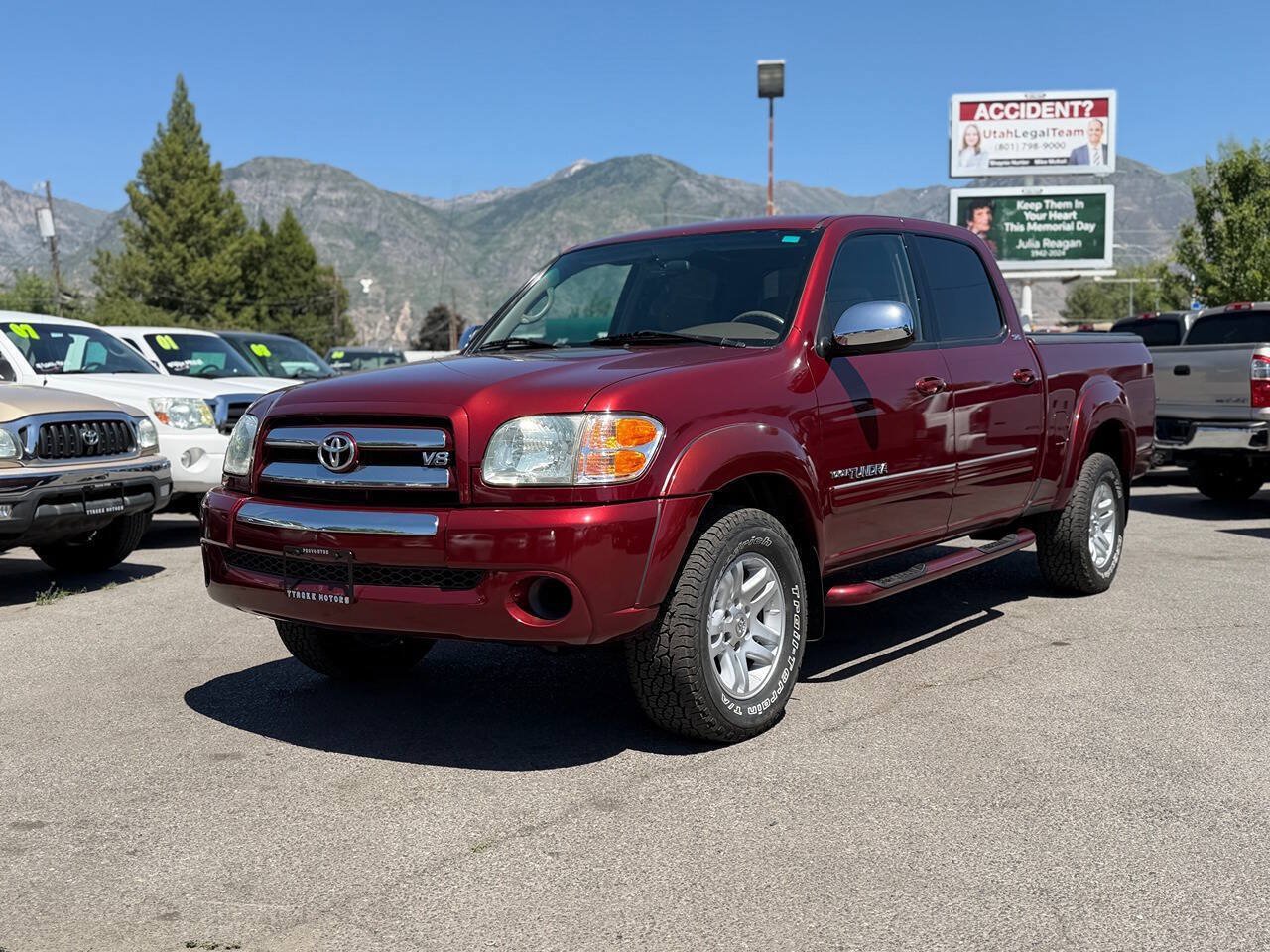 Used 2004 Toyota Tundra SR5 w/ Towing Pkg RWD image 3