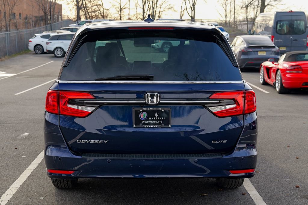 Used 2024 Honda Odyssey Elite image 6