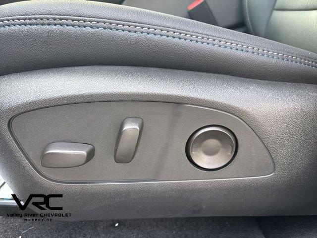 New 2026 Chevrolet Equinox EV LT FWD image 13