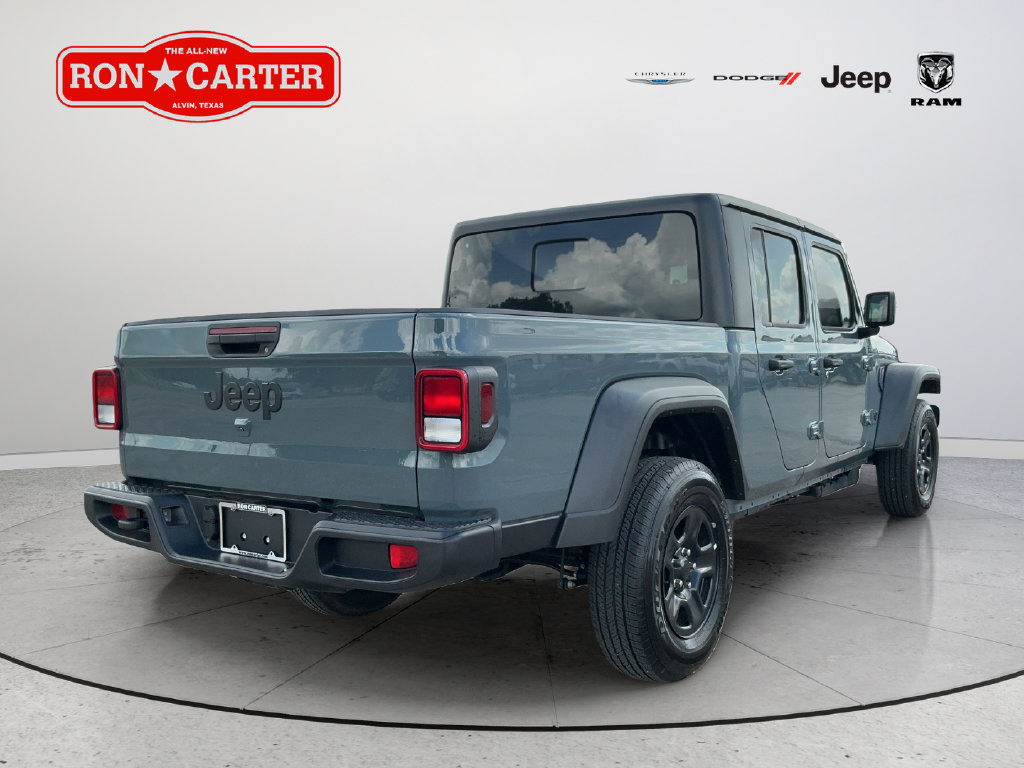 New 2026 Jeep Gladiator Sport AWD/4WD image 6