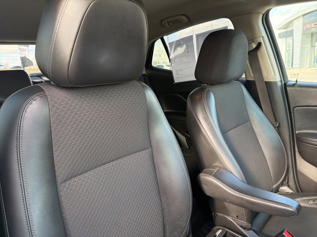 Used 2018 Buick Encore Preferred image 4